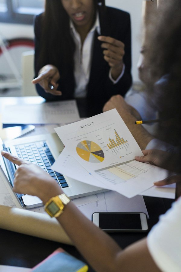 Achat voiture paris : estimez votre budget avant d'acheter